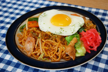 生ラーメンで作る　モッチリ焼きそば