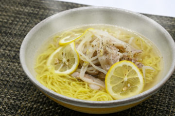 爽やか　塩レモンラーメン