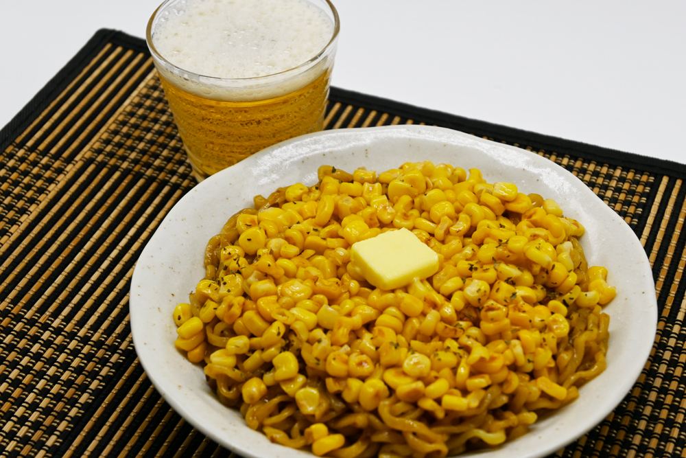 居酒屋定番メニューをアレンジ!コーンバターまぜそば